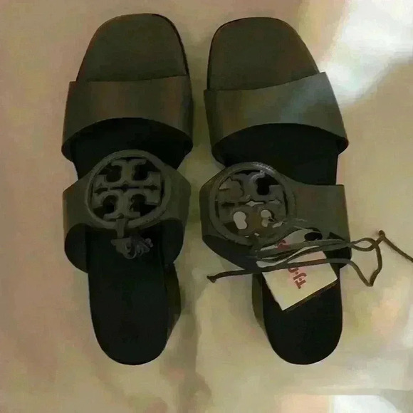 NIB Tory Burch Bombé Miller heel calf leather - Picture 2 of 3